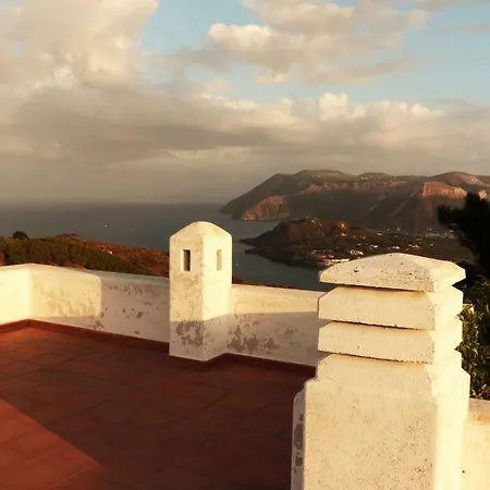 Casa Africana Casa vacanze Città di Lipari